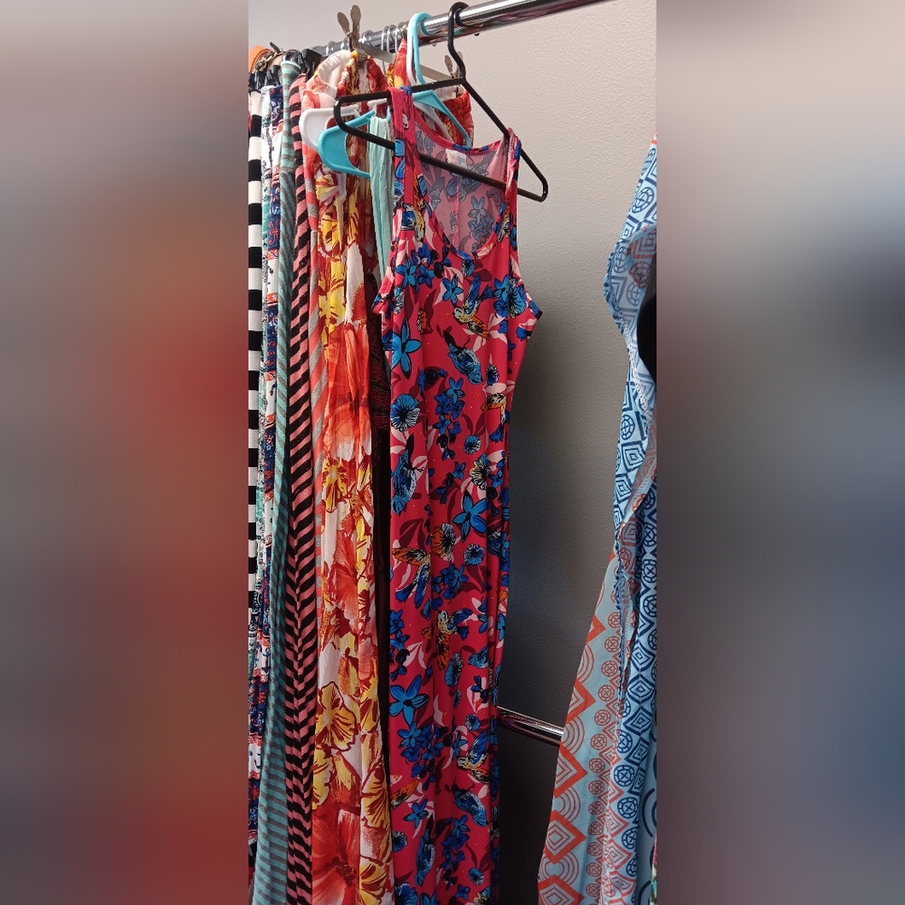 Floral Sleeveless Maxi Dress